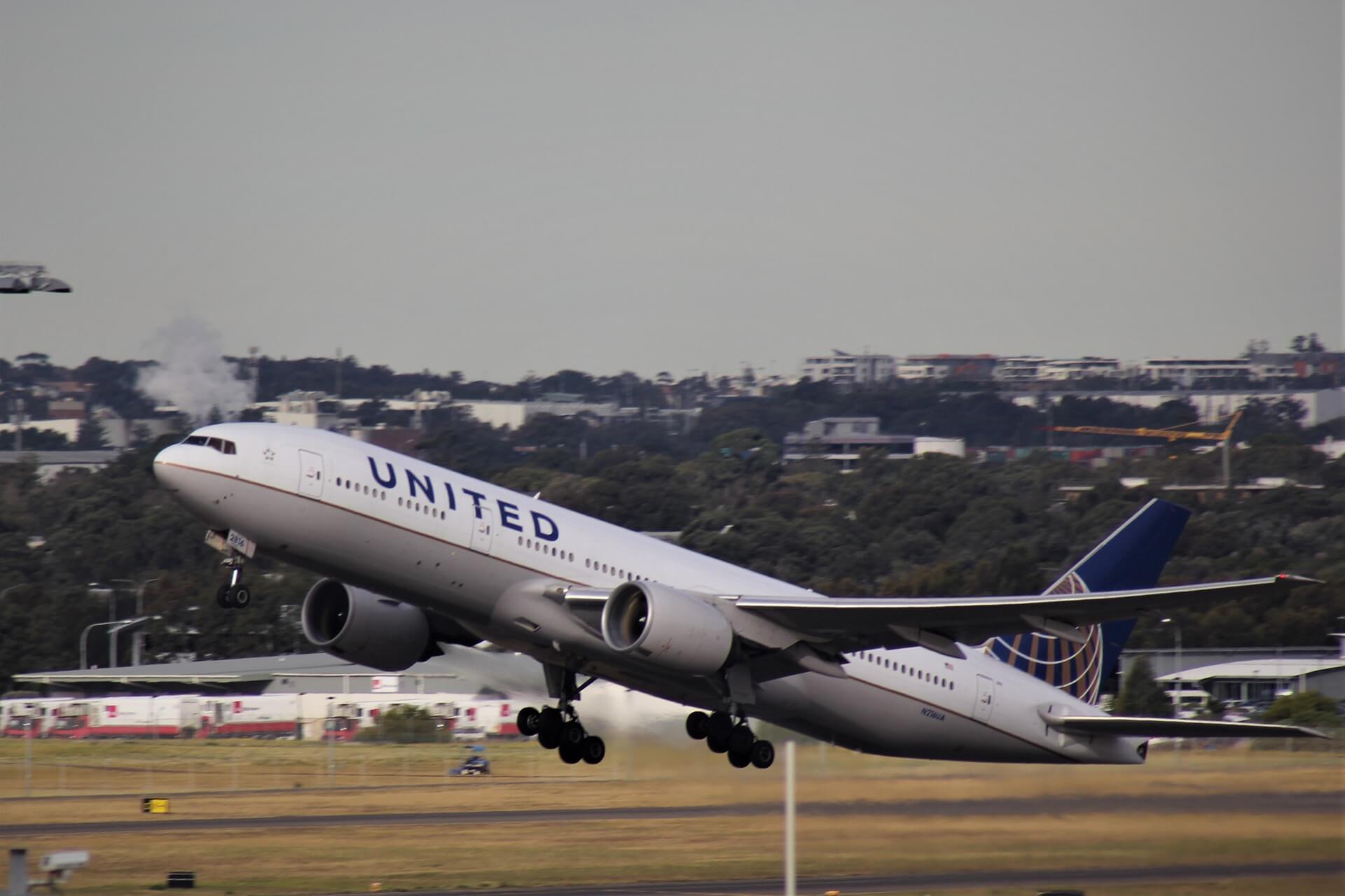 United Airlines plane taking off