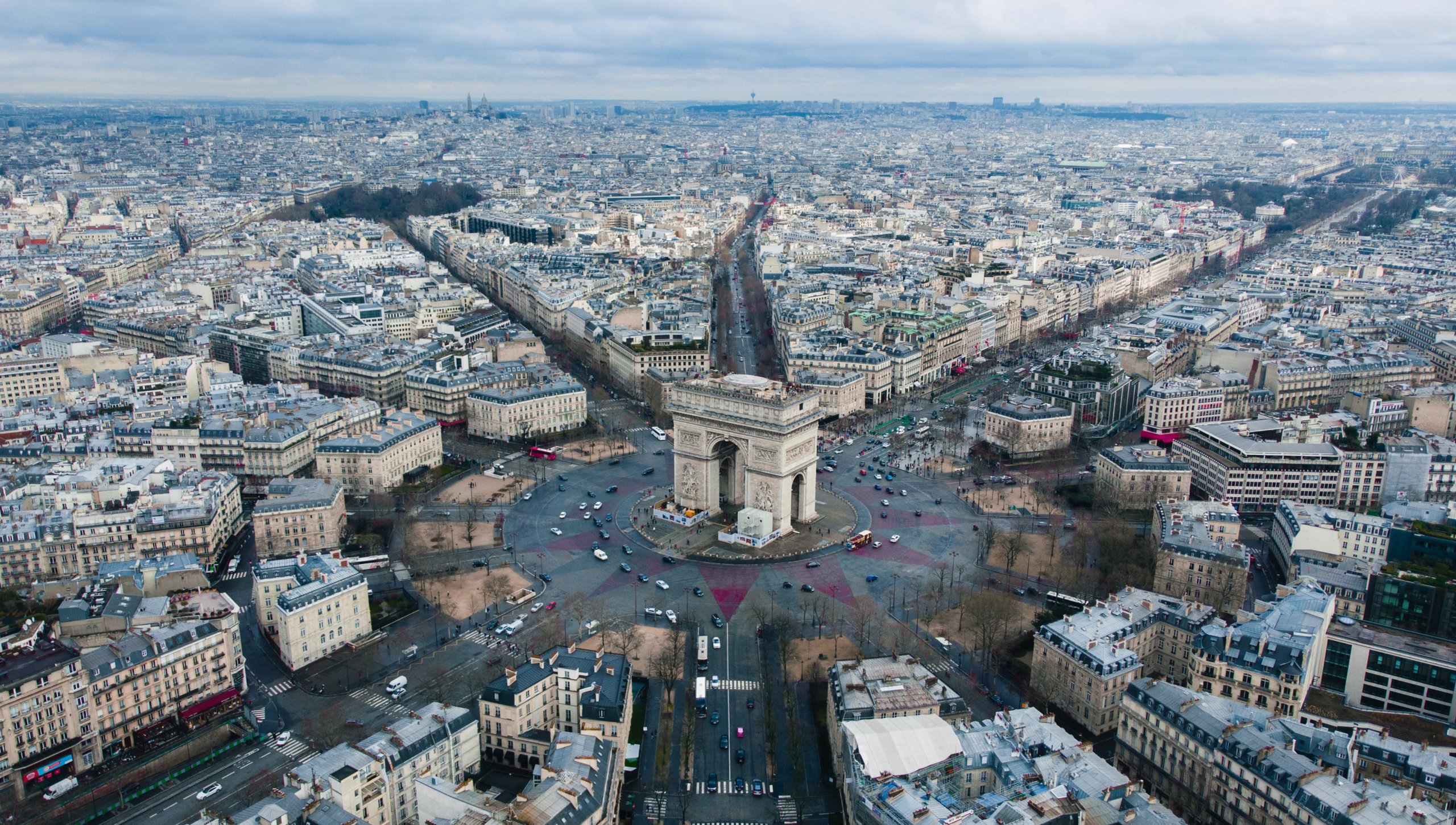 Large tower in center of many streets